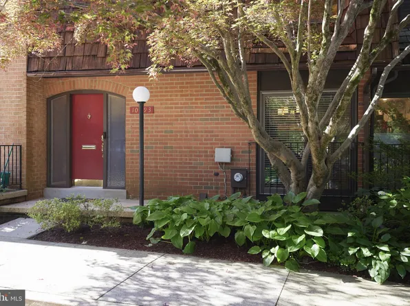 10893 Deborah Dr, Potomac, MD 20854