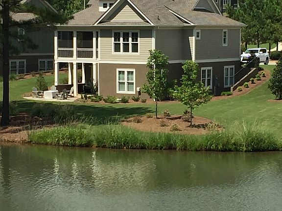 2nd image of 1030 Lakeside Park