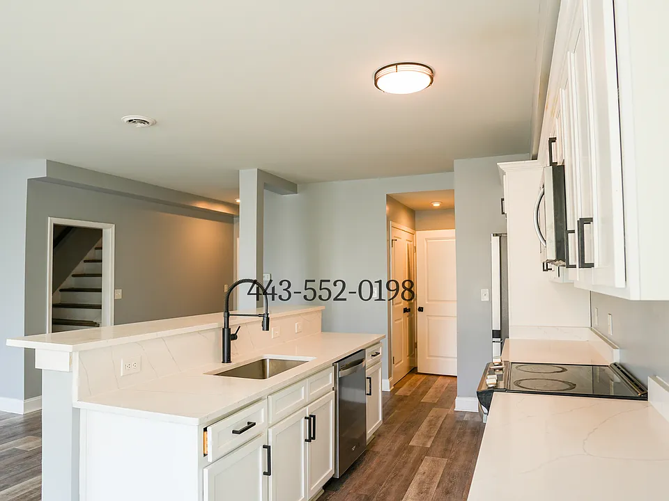 3404 Eastern Ave #3