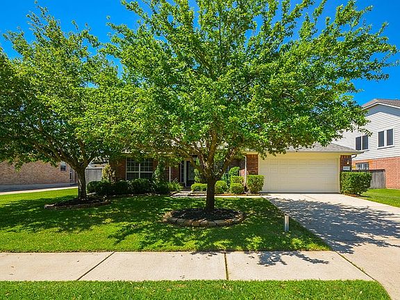 2nd image of 11715 Mesa Creek Ln