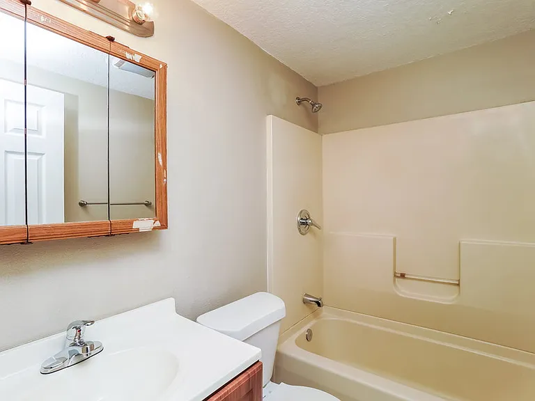 5917 Missouri Ave — Photo 15