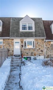 1996 S Hall St, Allentown, PA, 18103