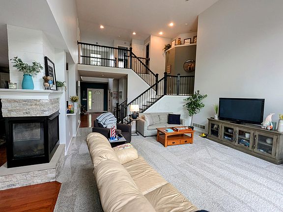 2nd image of 3758 Shallow Creek Dr