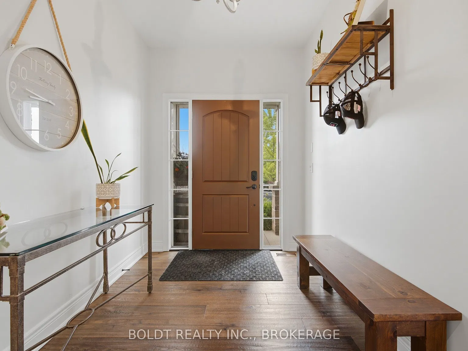 4 bed, $3,500 — Photo 2