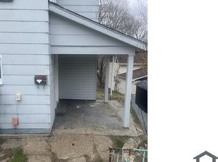 1036 N Bluff Dr, New Kensington, PA
