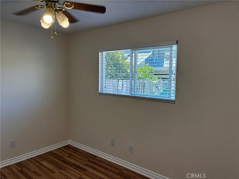1914 Altamont Ct — Photo 17
