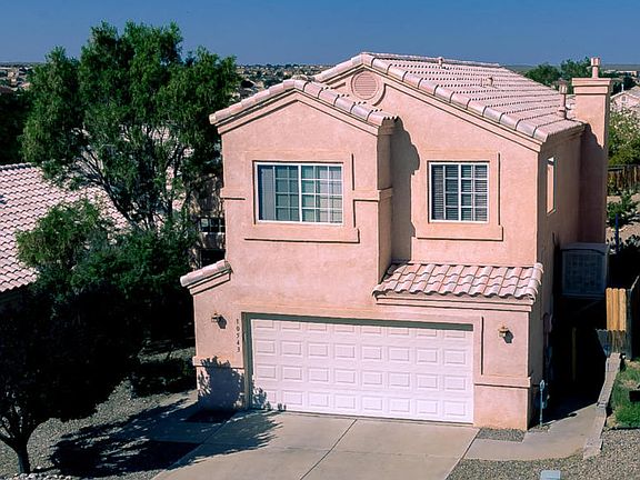4th image of 10543 Rockcliff Ct NW