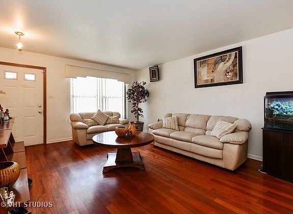 3rd image of 18204 Idlewild Dr