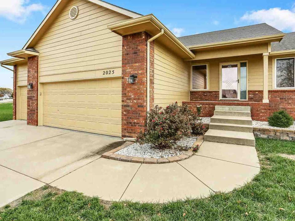 2025 E Brookstone St Derby KS 67037 Zillow