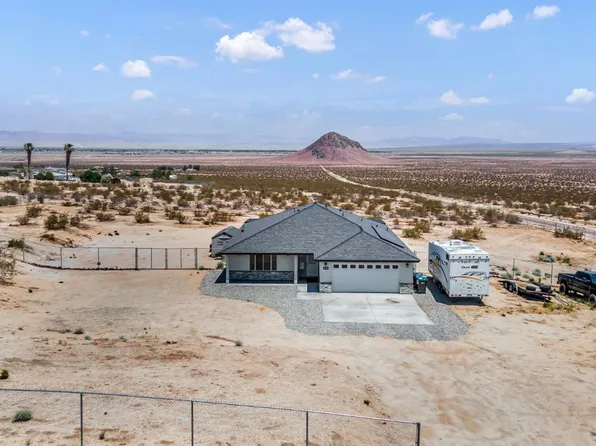 10715 Wilson Dr, California City, CA 93505