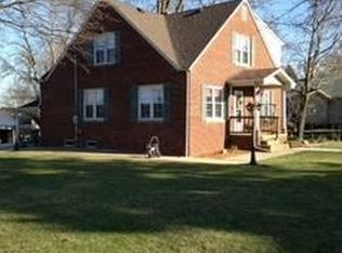 306 S Mason St, Sheffield, IL 61361