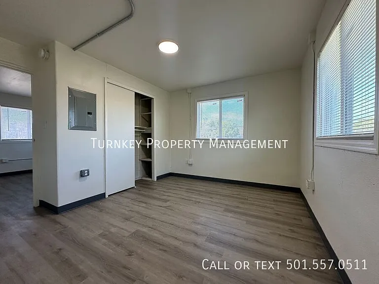 904 W 25th St #2 — Photo 2