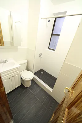 Rented by JR Properties, LTD | media 4