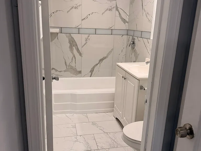 5265 Pirotte Dr — Photo 12