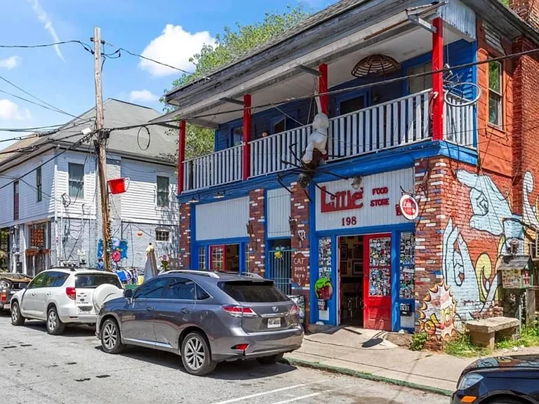 235 Powell St SE — Photo 30