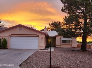 919 E Christmas Tree Ln, Pearce, AZ 85625