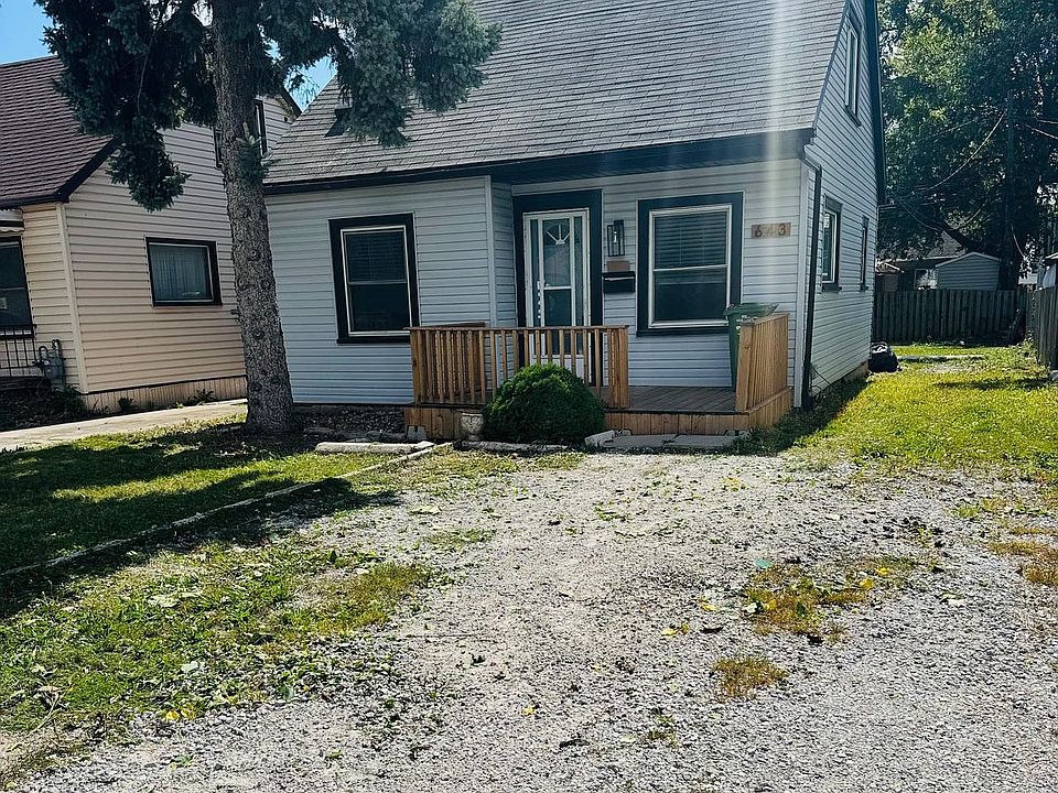 1st image of 643 Charles St E