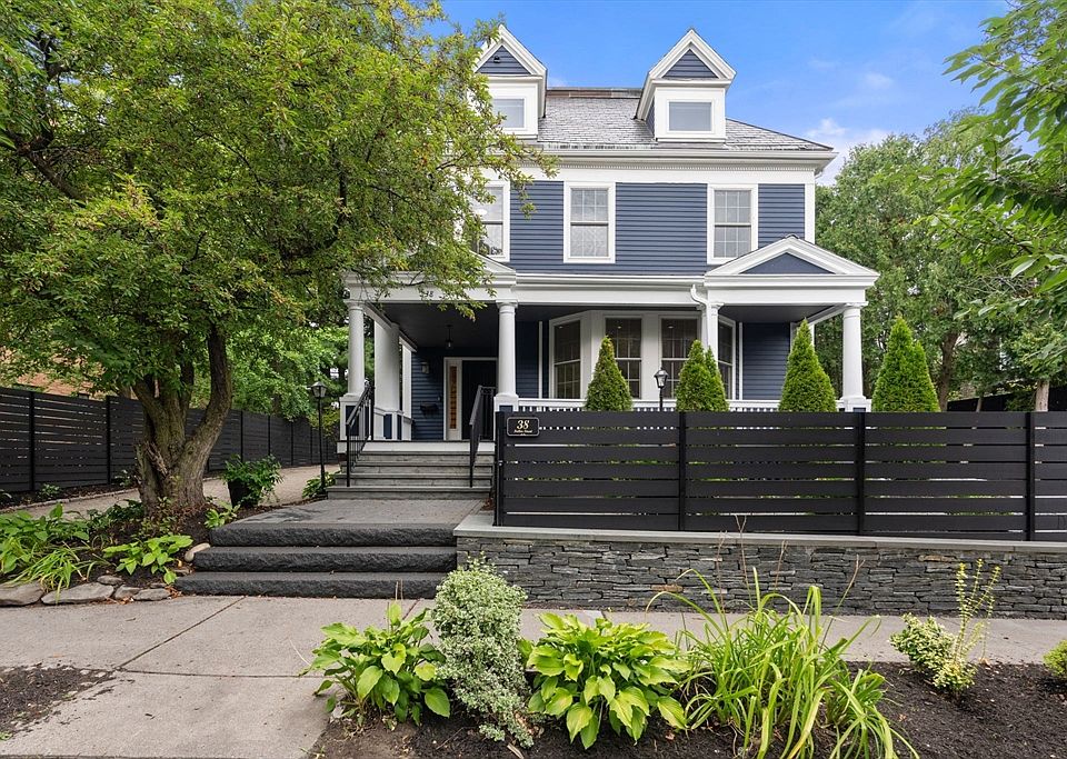 1st image of 38 Fuller St