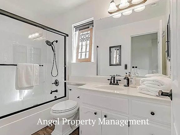 5th image of 2206 Halsey Cir
