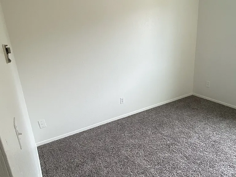 865 Hathaway Dr #A — Photo 29