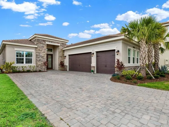 32179 Logan Elm Ter, Wesley Chapel, FL 33543