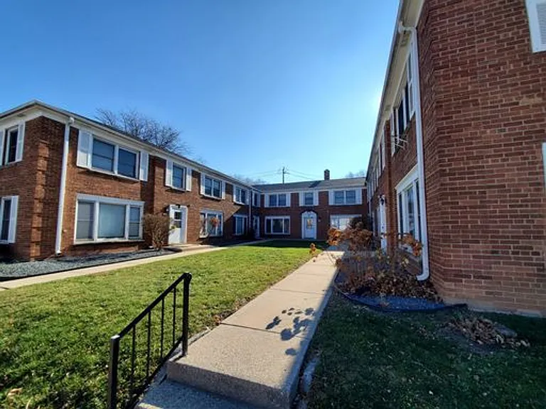 7505 W Center St — Photo 1
