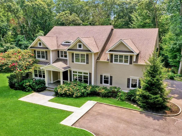 4 Jacks Path, Nissequogue, NY 11780