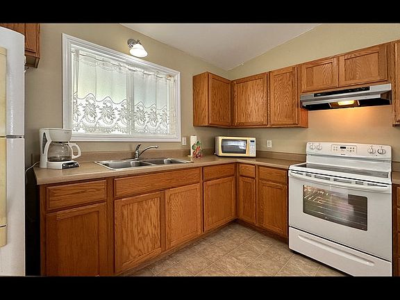 5th image of 15-2818 S Kaku St