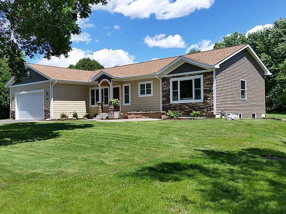 2nd image of 7790 Chesshire Ln N
