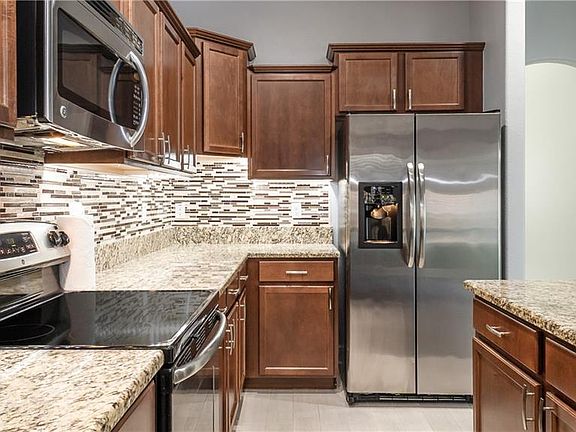 3rd image of 1907 Hailsham Ct #6