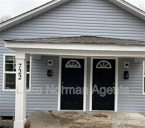 720 E Pine St Photo 1