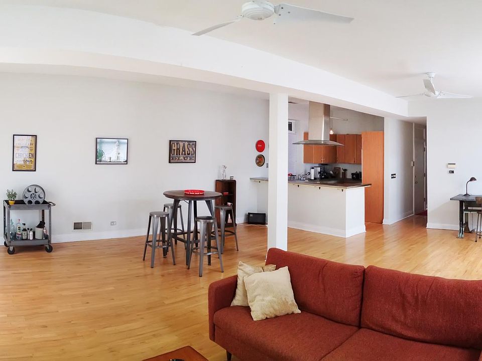 1st image of 1835 W North Ave Floor 3
