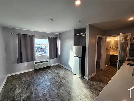 1315 Morena Blvd #22 — Photo 1