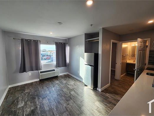 1st image of 1315 Morena Blvd #22