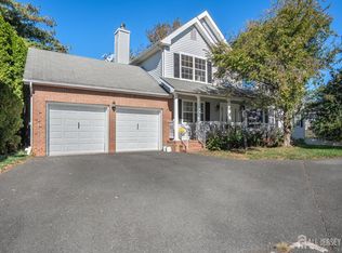 42 Nostrand Rd, Hillsborough, NJ 08844