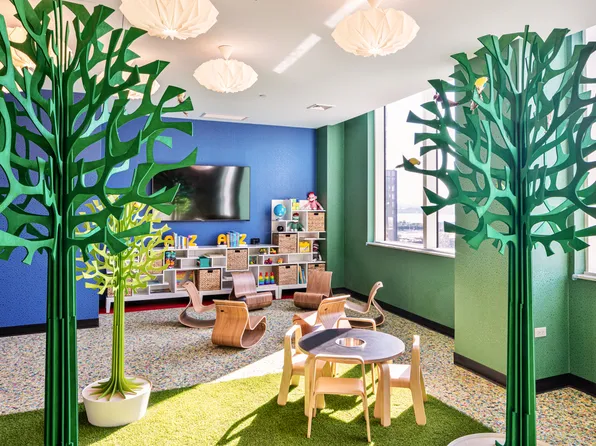 515 West 36th Street image 11 of 22