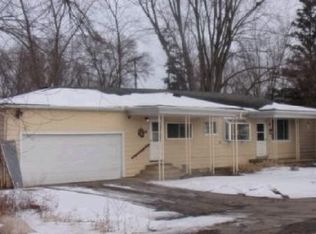 3302 Newton Rd, Commerce Township, MI 48382