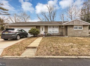 402 Yale Rd S, Glassboro, NJ 08028