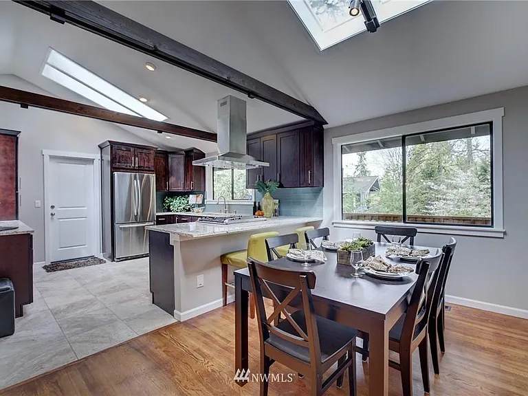 12814 NE 4th Pl — Photo 5