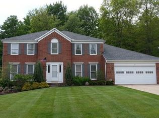6242 N Huntington Dr, Solon, OH 44139