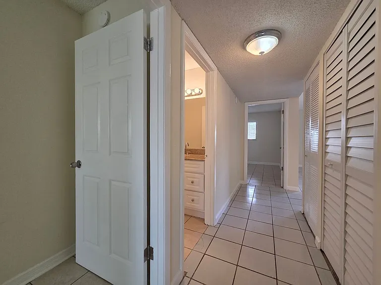 605 Northlake Blvd #48 — Photo 17