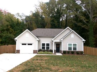 6230 Kinghurst Dr, Charlotte, NC 28216