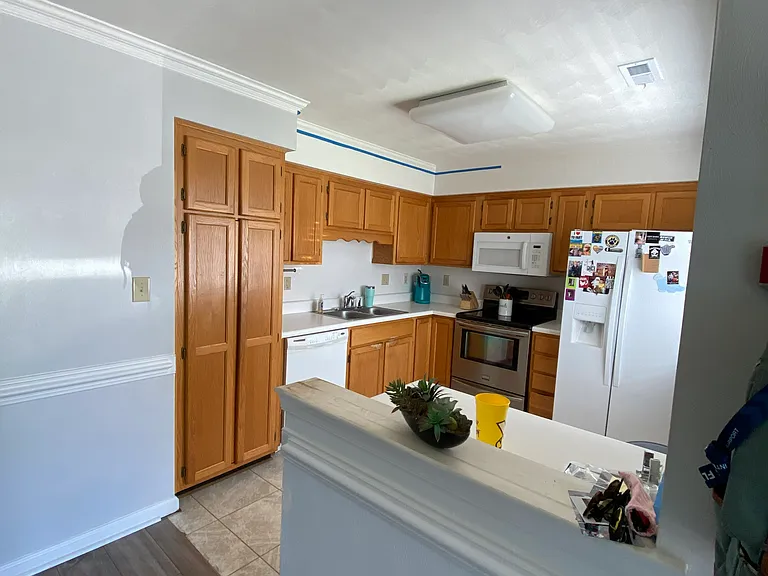 2802 Leeds Ct — Photo 3