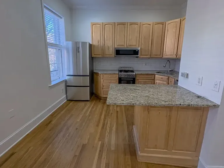 2036 Mount Vernon St #2FF — Photo 9