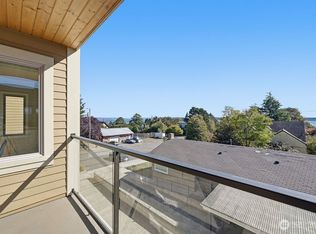 1215 Lawrence St UNIT 202, Port Townsend, WA 98368