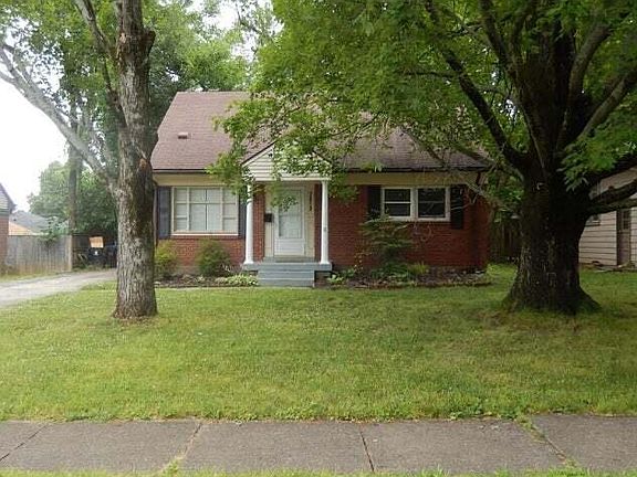 3rd image of 2513 Clearbrook Dr