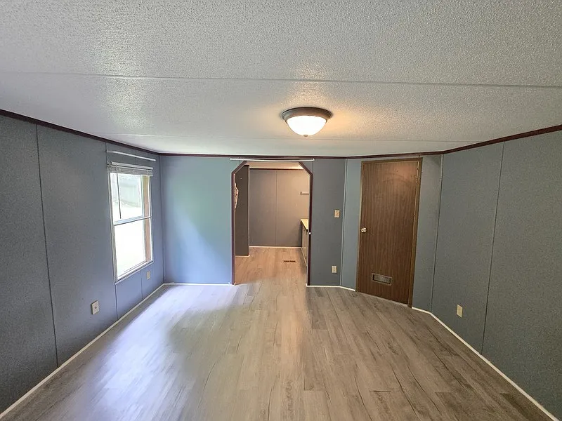 3 bed, 2.0 bath, 1400 sqft, $1,395 — Photo 4