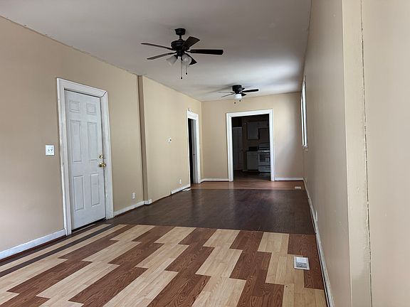 4th image of 2112 Niagara St Unit 1