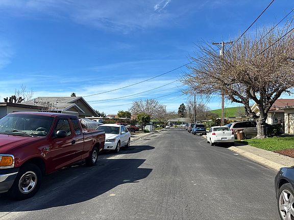 3rd image of 4149 Rita Dr