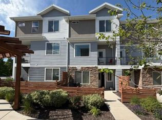 3671 W Evening Sky Ln, South Jordan, UT 84009